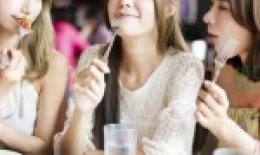 Biếng ăn ở người lớn: Trị sớm kẻo bạn thành bộ xương di động!