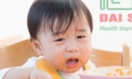 5 sai lầm của mẹ khiến trẻ biếng ăn