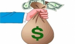 Một người Singapore làm bằng 15 người Việt