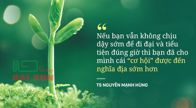 TS Nguyễn Mạnh Hùng: Rất nhiều người đang ngủ sai giờ. Họ không biết đường tới nghĩa địa dần ngắn lại - Ảnh 2.